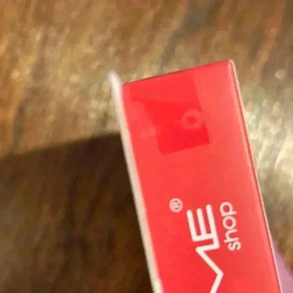 Mickey Mouse Press-On Nails Set Disney NWOT - Picture 3 of 3